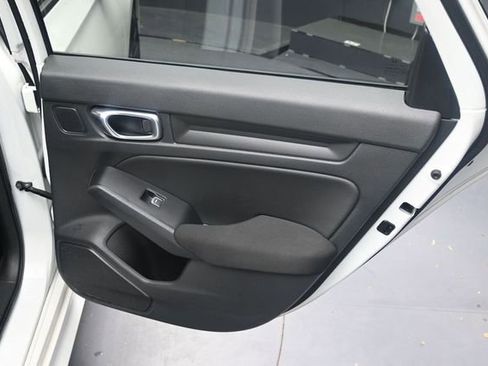 Used 2023 Honda Civic Sport image 21