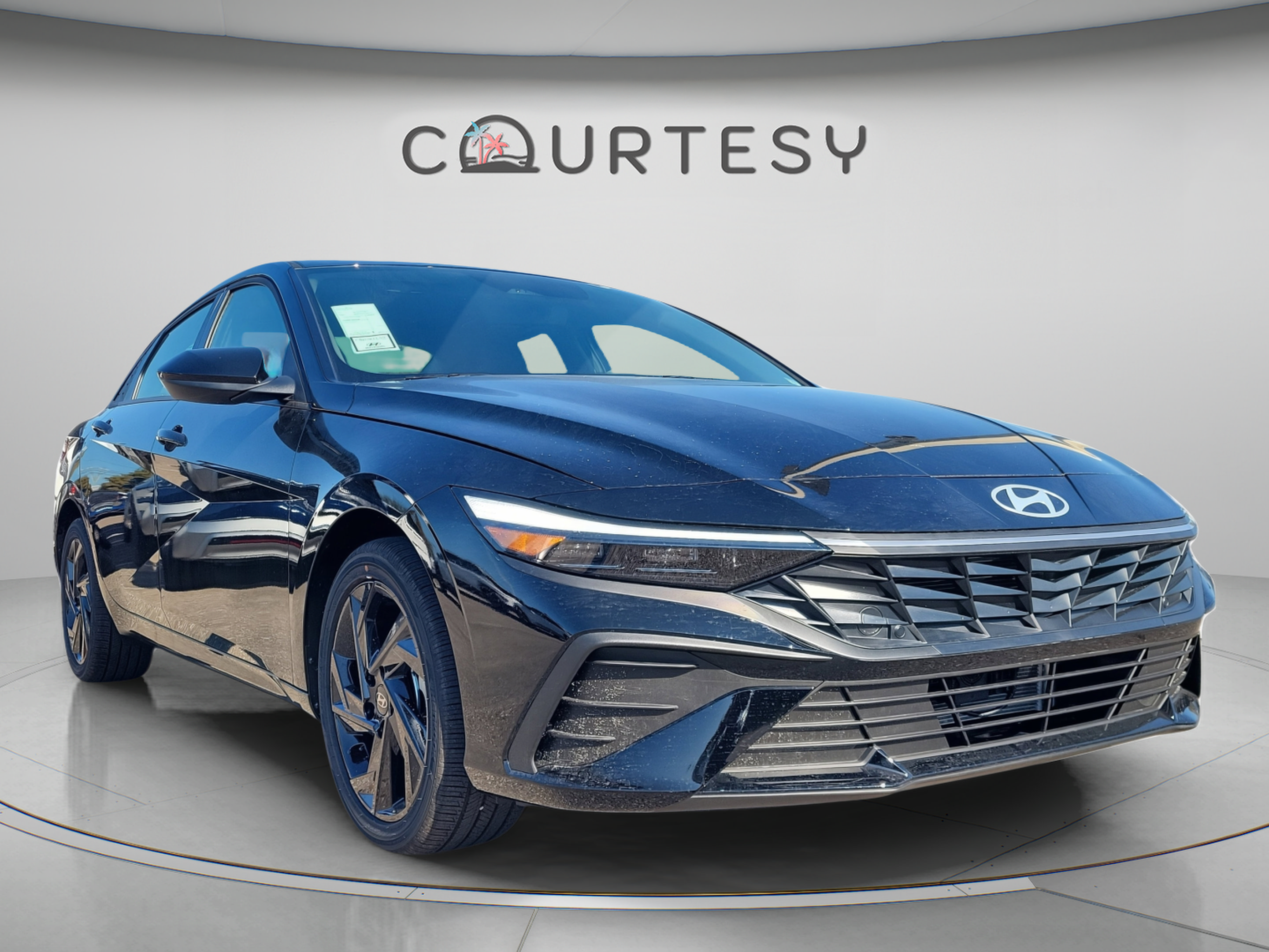 New 2026 Hyundai Elantra SEL FWD 360° Tour