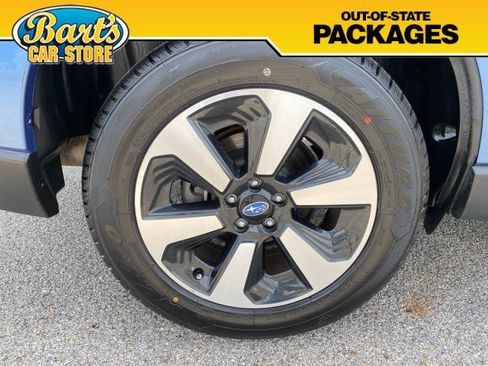 Used 2017 Subaru Forester 2.5i Premium w/ All-Weather Package AWD/4WD image 7