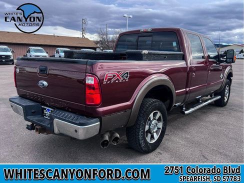 Used 2015 Ford F250 Lariat w/ Lariat Interior Package image 8