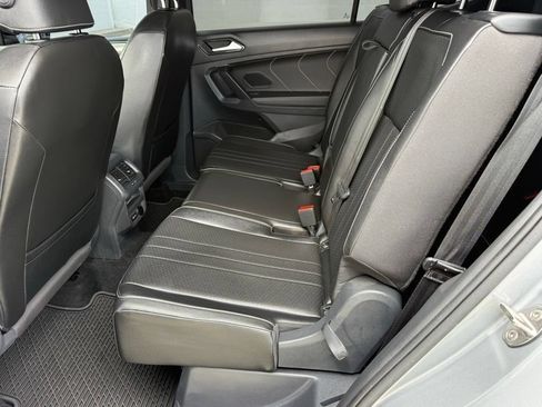 Used 2023 Volkswagen Tiguan SE R-Line FWD image 28