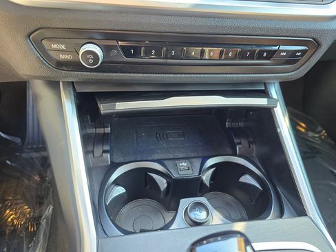 Used 2023 BMW 430i Convertible w/ Premium Package image 31