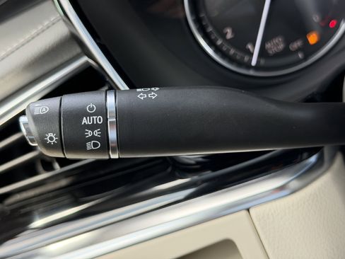 Certified 2022 Cadillac XT6 Premium Luxury w/ LPO, Floor Liner Package image 27