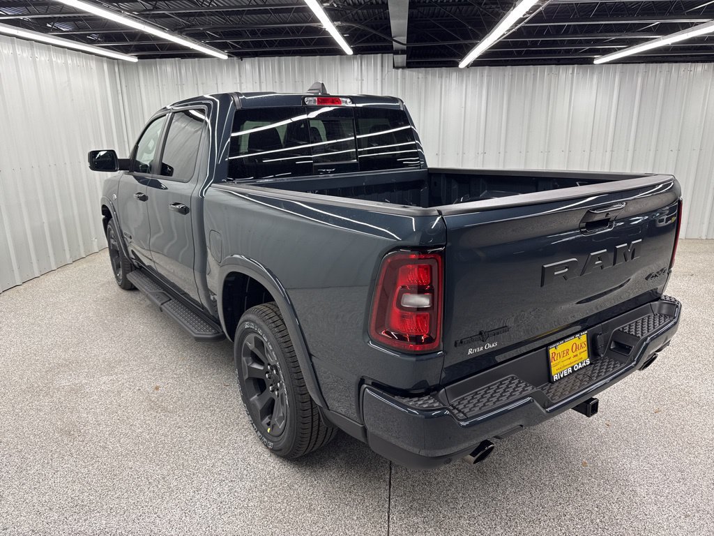 New 2026 RAM 1500 4x4 Crew Cab image 5