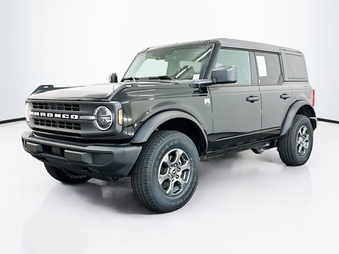 Used 2025 Ford Bronco Big Bend AWD/4WD image 3