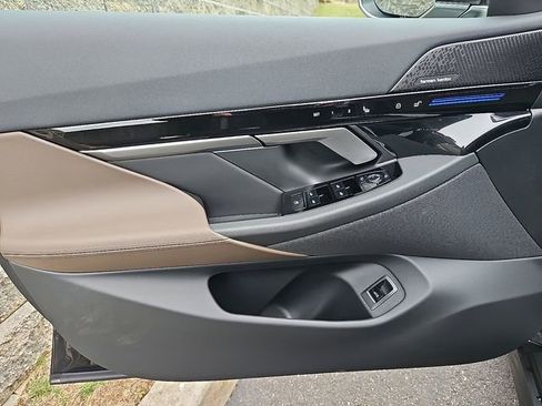 New 2026 BMW 530i xDrive AWD/4WD image 13