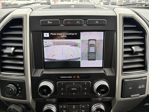 Used 2019 Ford F150 Lariat w/ Equipment Group 502A Luxury image 29