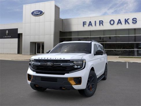 New 2025 Ford Expedition Tremor image 2