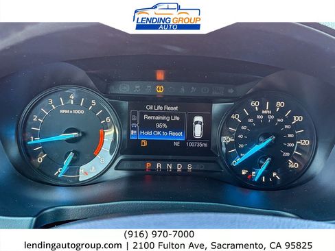 Used 2017 Ford Explorer XLT FWD image 22
