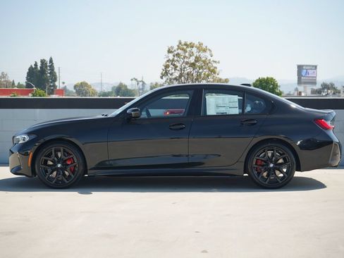 New 2026 BMW 330i Sedan w/ M Sport Package RWD image 4
