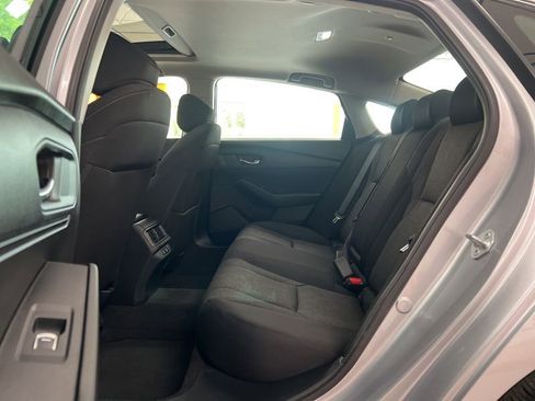 Used 2025 Honda Accord SE image 16