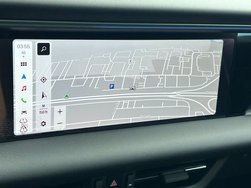 Certified 2025 Porsche Macan Electric image 23