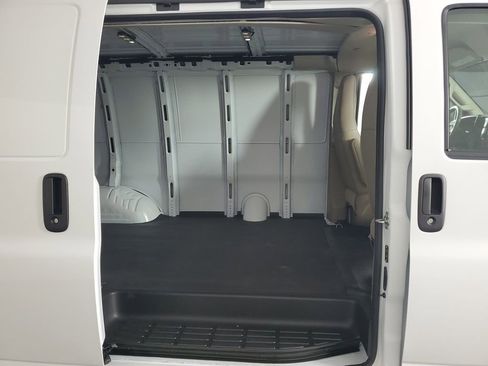 New 2026 Chevrolet Express 2500 w/ Driver Convenience Package RWD image 13