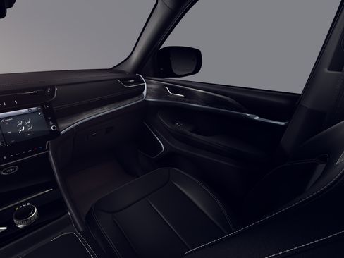 New 2026 Jeep Grand Cherokee Limited AWD/4WD image 7