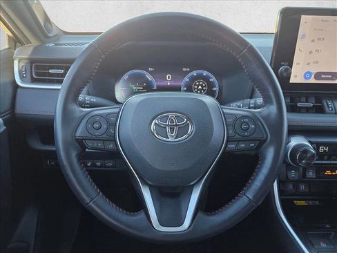 Used 2023 Toyota RAV4 XSE image 11
