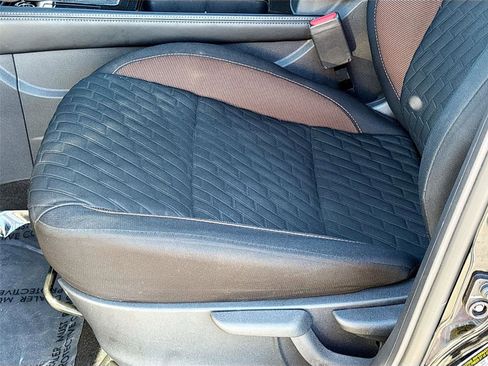 Used 2021 Nissan Kicks SR w/ Interior Electronics Package image 21