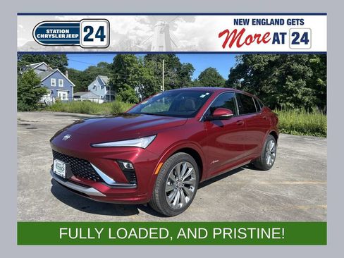 Used 2024 Buick Envista Avenir FWD image 1