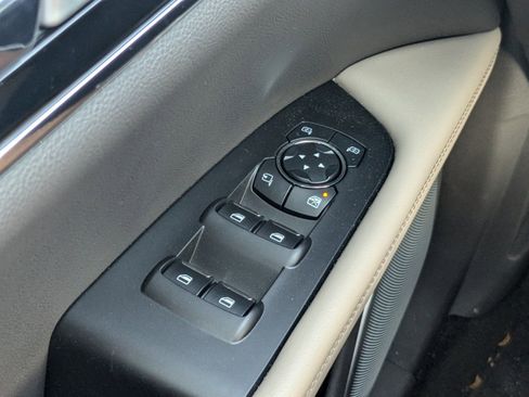 Certified 2023 Lincoln Nautilus Reserve w/ Equipment Group 202A image 27