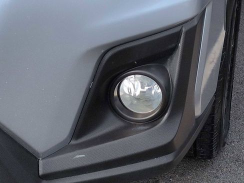 Used 2019 Subaru Crosstrek 2.0i Premium image 11