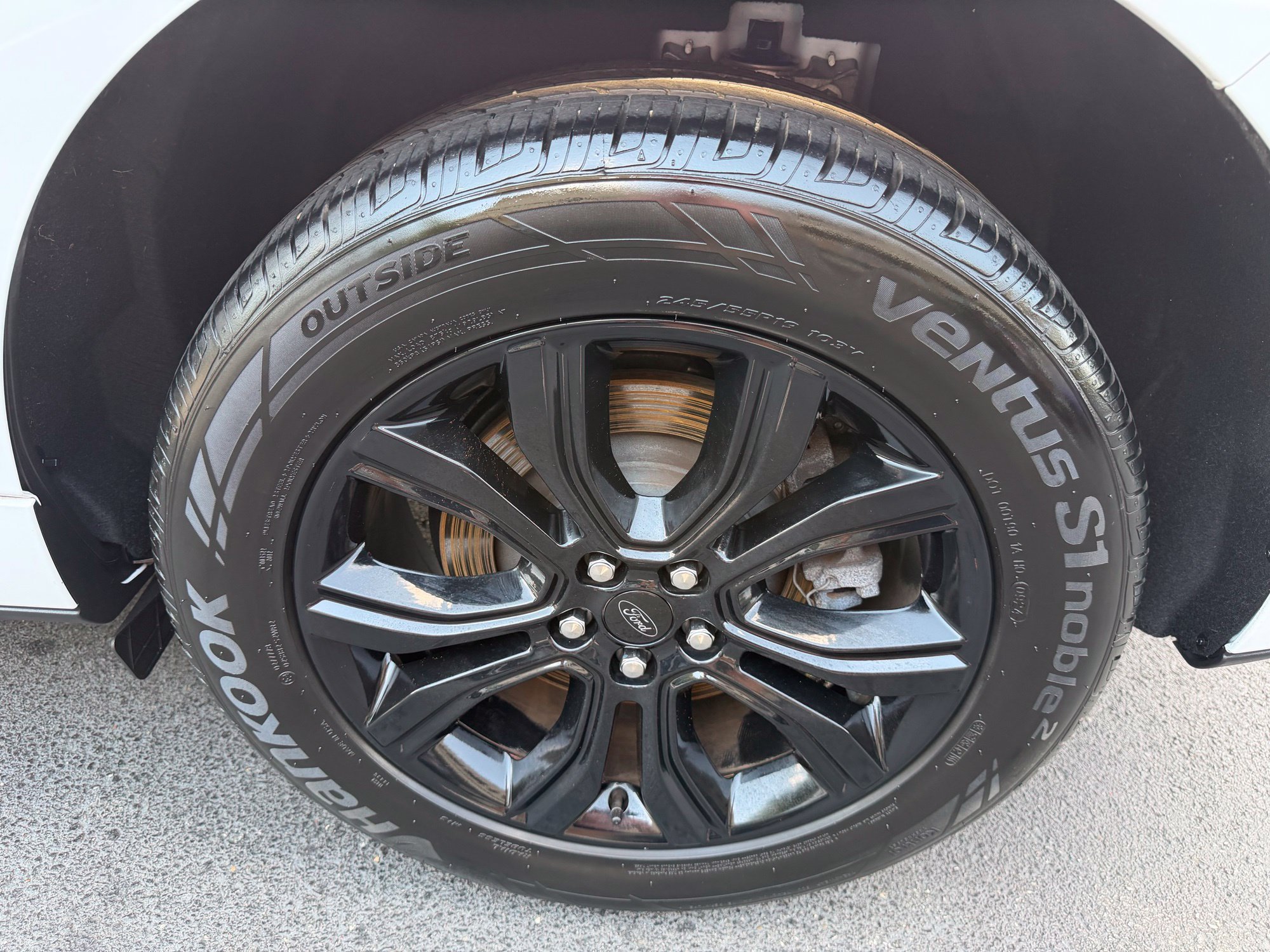 Used 2024 Ford Edge SE w/ Black Appearance Package AWD/4WD image 10