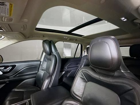Used 2022 Lincoln Aviator Reserve w/ Equipment Group 201A AWD/4WD image 24