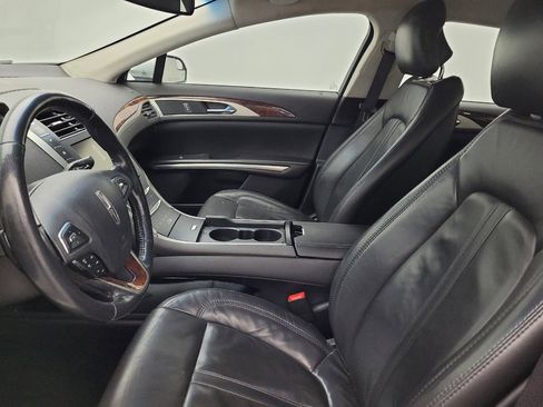 Used 2013 Lincoln MKZ image 17