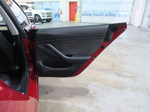 Used 2019 Tesla Model 3 Long Range image 24