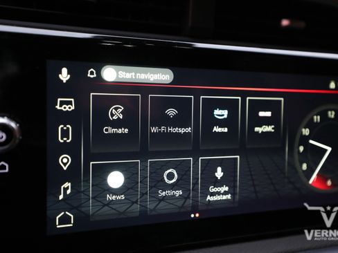 Used 2024 GMC Sierra 2500 Denali w/ Denali Reserve Package image 30