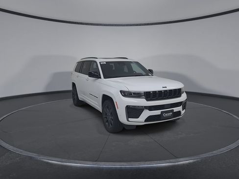New 2026 Jeep Grand Cherokee L Limited AWD/4WD image 2