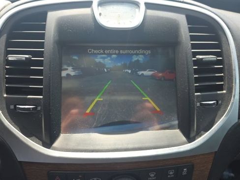 Used 2013 Chrysler 300 C w/ Harman Kardon Audio Group AWD/4WD image 20