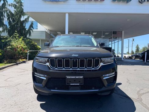 Used 2023 Jeep Grand Cherokee 4WD 4xe w/ Luxury Tech Group II image 2