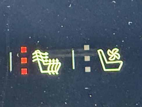 New 2026 GMC Acadia Denali w/ Super Cruise Package image 32