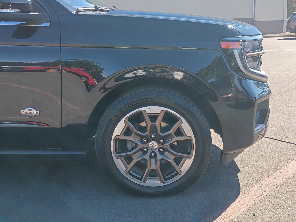 Used 2025 Ford Expedition Max King Ranch AWD/4WD image 2