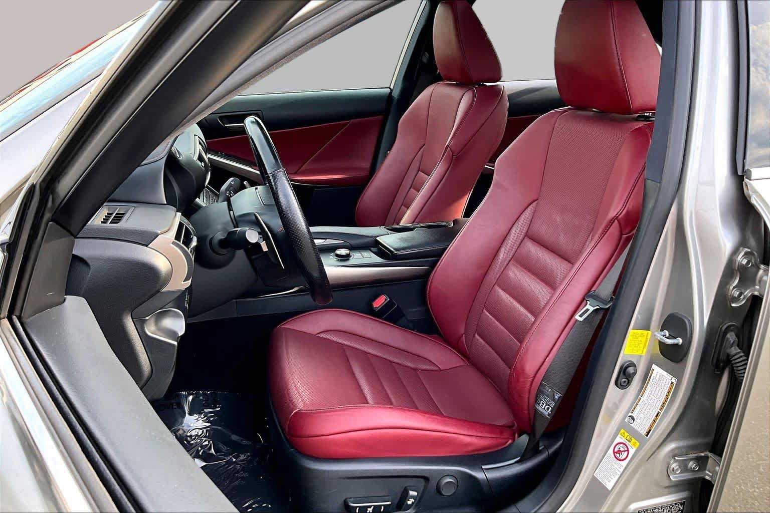 Used 2017 Lexus IS 300 F Sport w/ F Sport Package AWD/4WD image 8