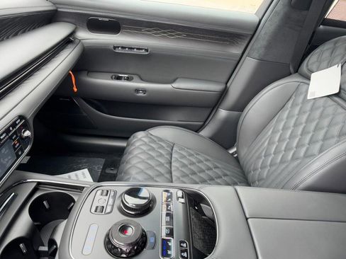 New 2026 Genesis G90 3.5T Prestige image 9