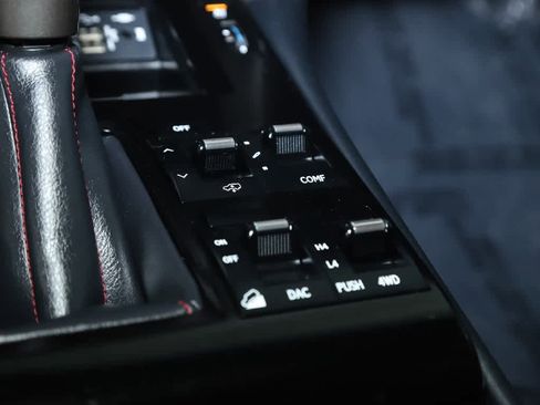 Used 2021 Lexus GX 460 Luxury w/ Accessory Package AWD/4WD image 29