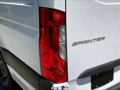 New 2025 Mercedes-Benz Sprinter 2500 image 14
