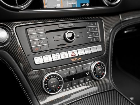 Used 2019 Mercedes-Benz SL 550 image 54