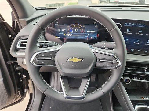 New 2026 Chevrolet Traverse LT w/ Driver Confidence Package image 18