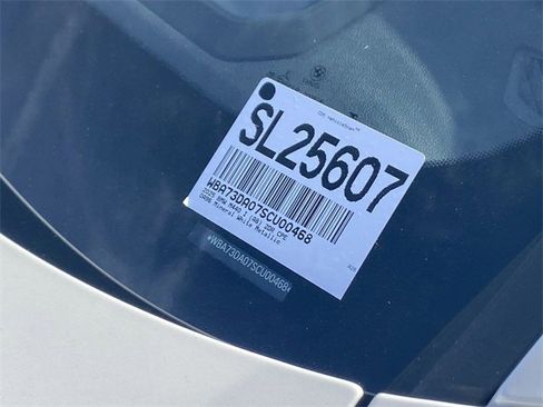 Certified 2025 BMW M440i Coupe w/ Premium Package image 33