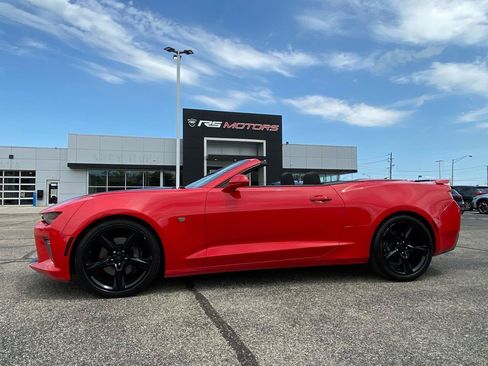 Used 2017 Chevrolet Camaro SS RWD image 15