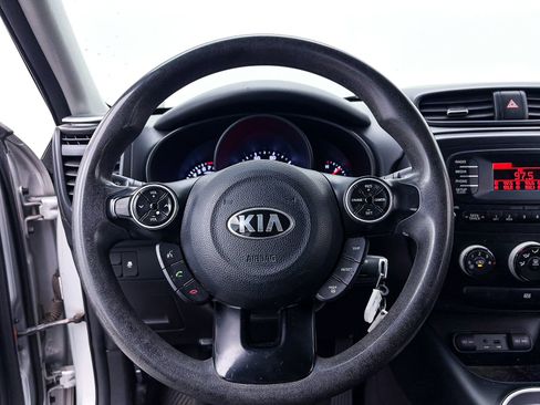 Used 2014 Kia Soul image 18