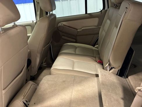 Used 2007 Ford Explorer Eddie Bauer RWD image 26