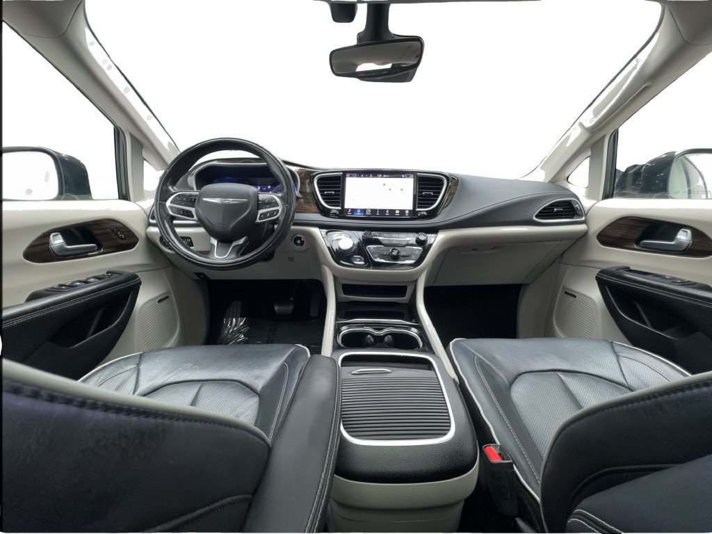 Used 2022 Chrysler Pacifica Limited FWD image 38