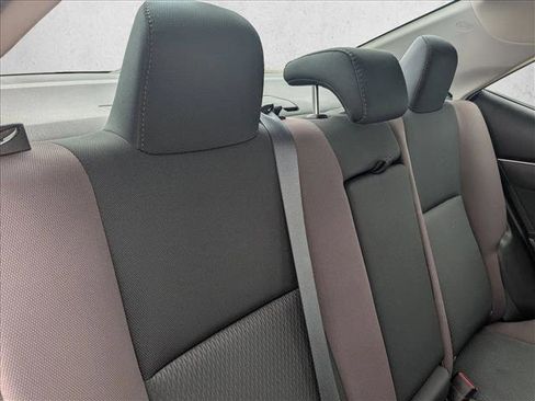 Used 2019 Toyota Corolla LE FWD image 14