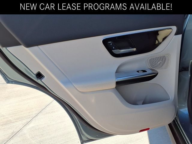 Certified 2026 Mercedes-Benz GLC 300 image 17