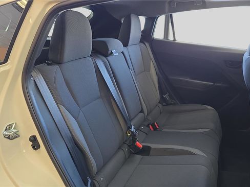 Used 2025 Subaru Crosstrek 2.0i Premium image 16