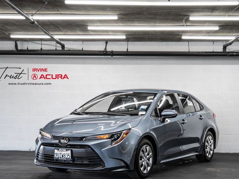 Used 2025 Toyota Corolla LE image 1