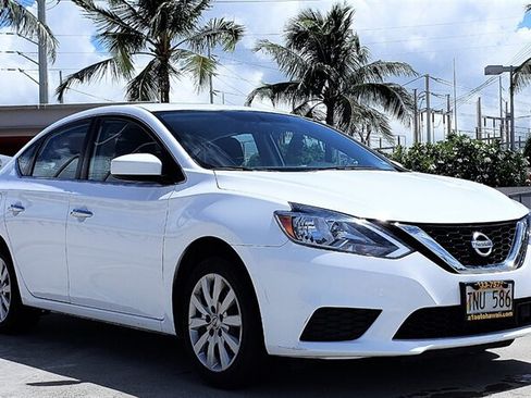 Used 2018 Nissan Sentra S FWD image 4