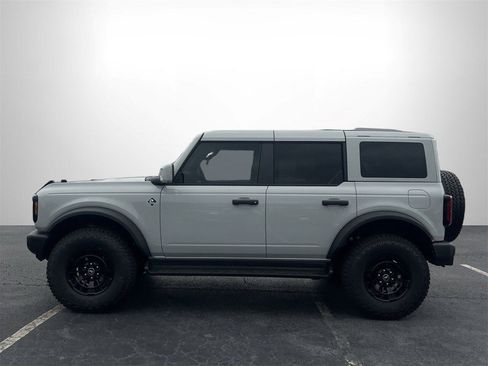 New 2026 Ford Bronco Outer Banks w/ Sasquatch Package image 23
